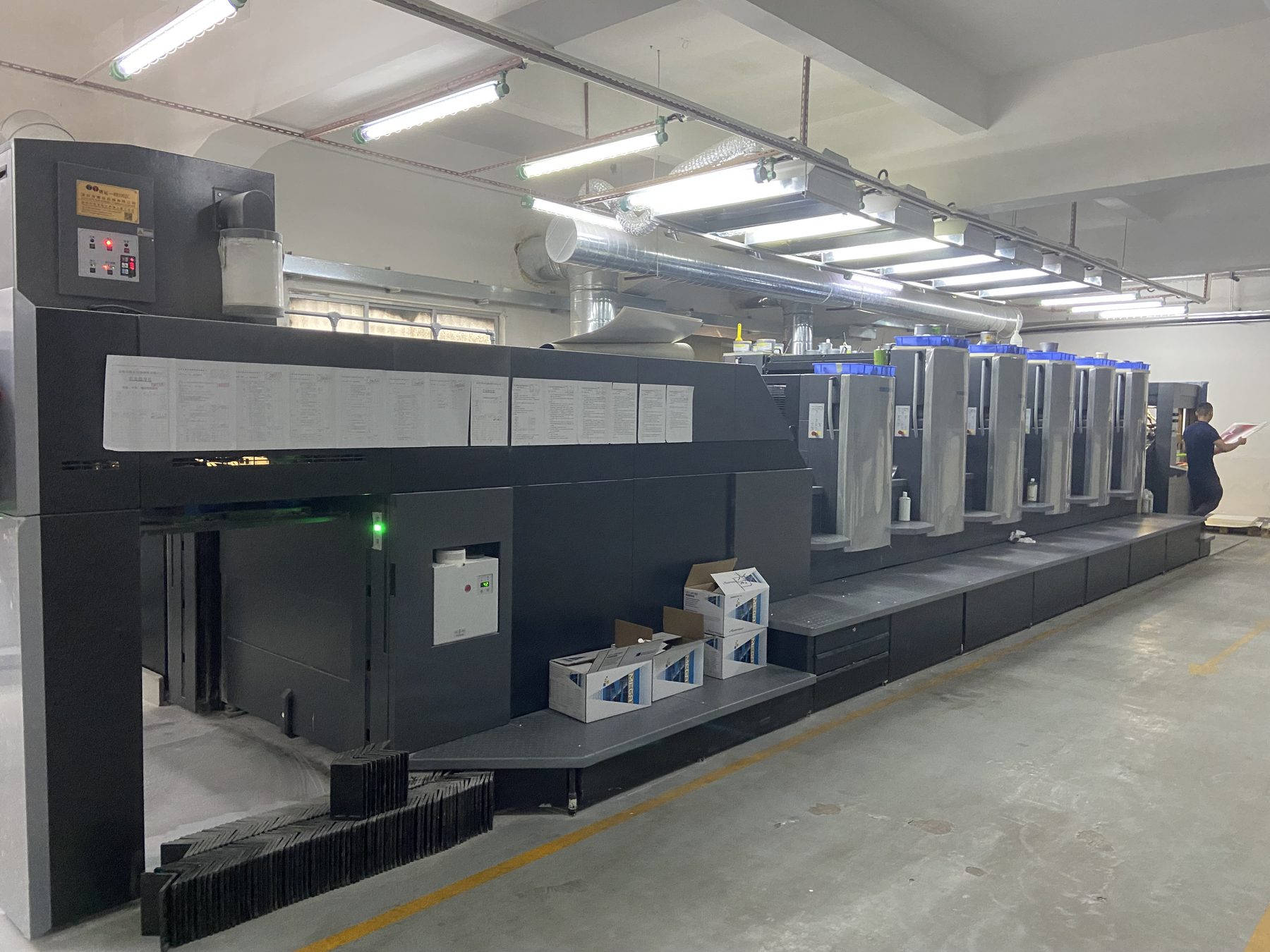 Printing workshop equipment for custom paper packaging